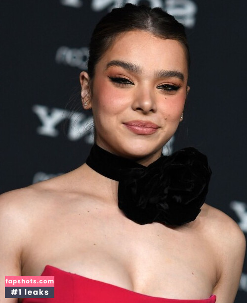 Hailee Steinfeld gallery photo #1513