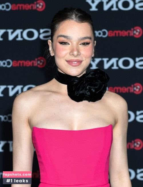 Hailee Steinfeld gallery photo #1514