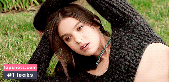 Hailee Steinfeld gallery photo #1556