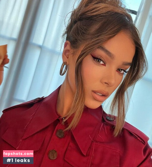 Hailee Steinfeld gallery photo #1658