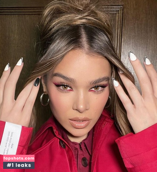 Hailee Steinfeld gallery photo #1659