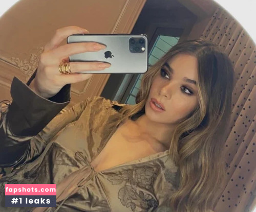 Hailee Steinfeld gallery photo #1675