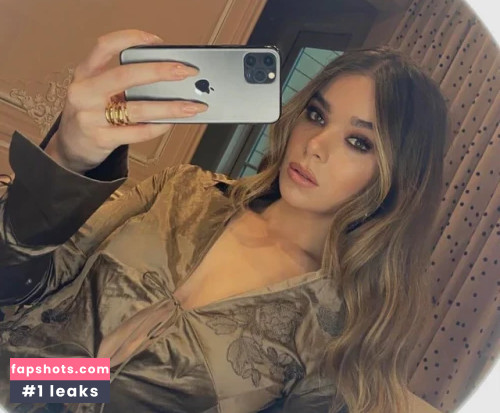 Hailee Steinfeld gallery photo #1676