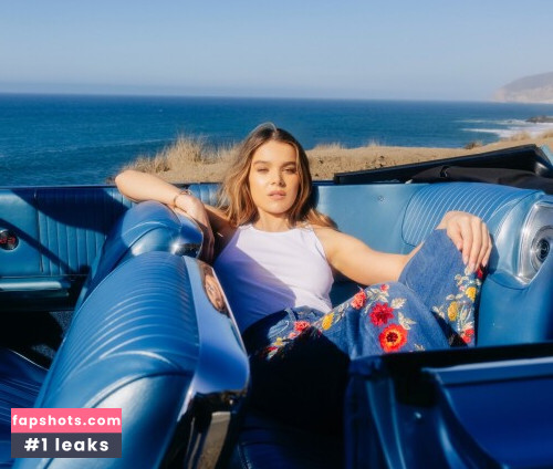 Hailee Steinfeld gallery photo #1704