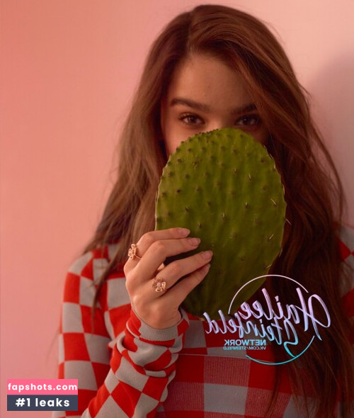 Hailee Steinfeld gallery photo #1720