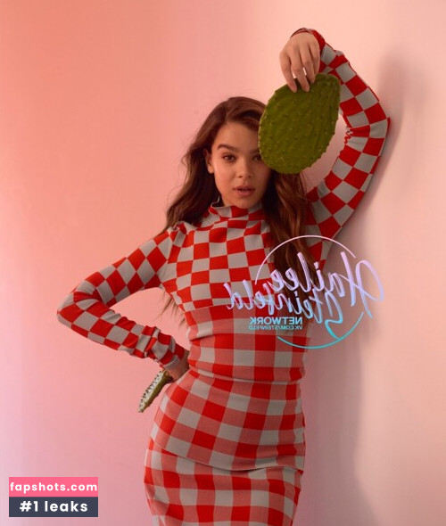 Hailee Steinfeld gallery photo #1740
