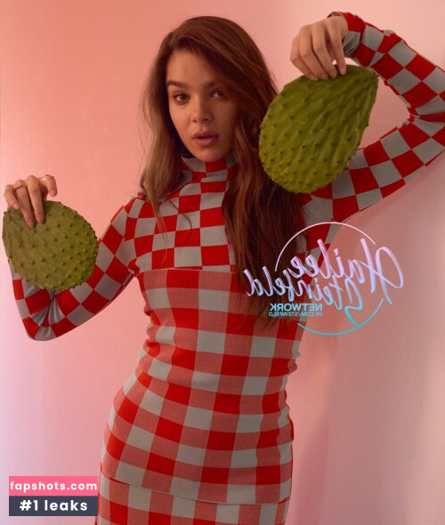 Hailee Steinfeld gallery photo #1747