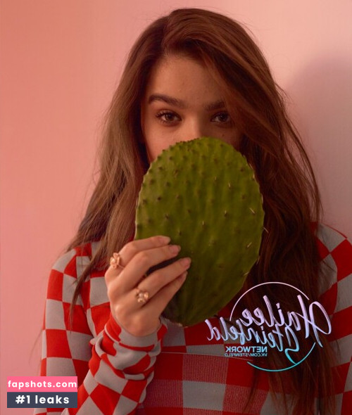 Hailee Steinfeld gallery photo #1752