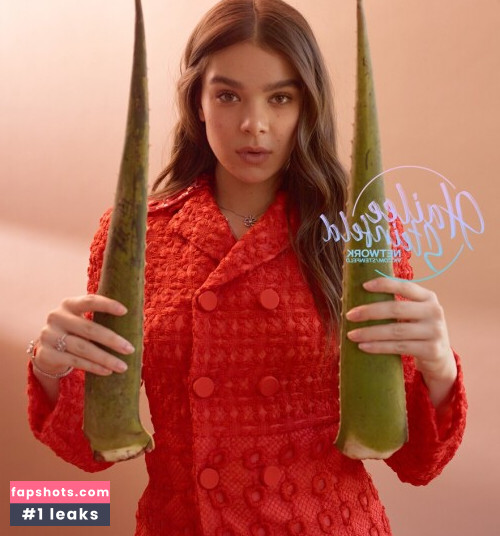 Hailee Steinfeld gallery photo #1757