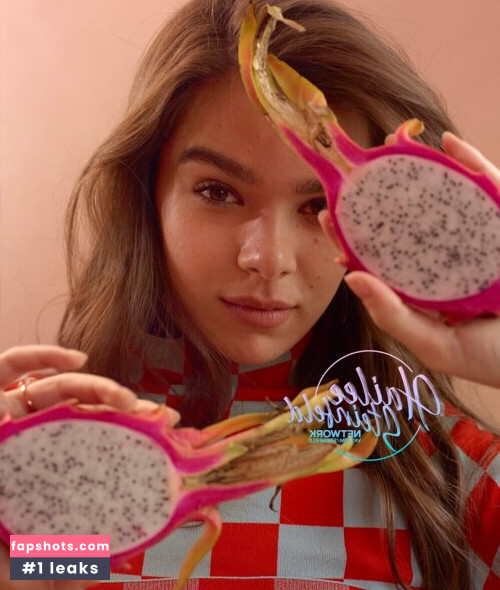 Hailee Steinfeld gallery photo #1759