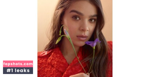 Hailee Steinfeld gallery photo #1793