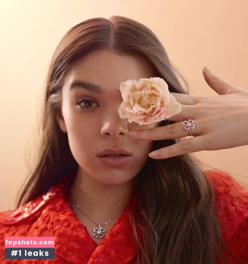 Hailee Steinfeld gallery photo #1794