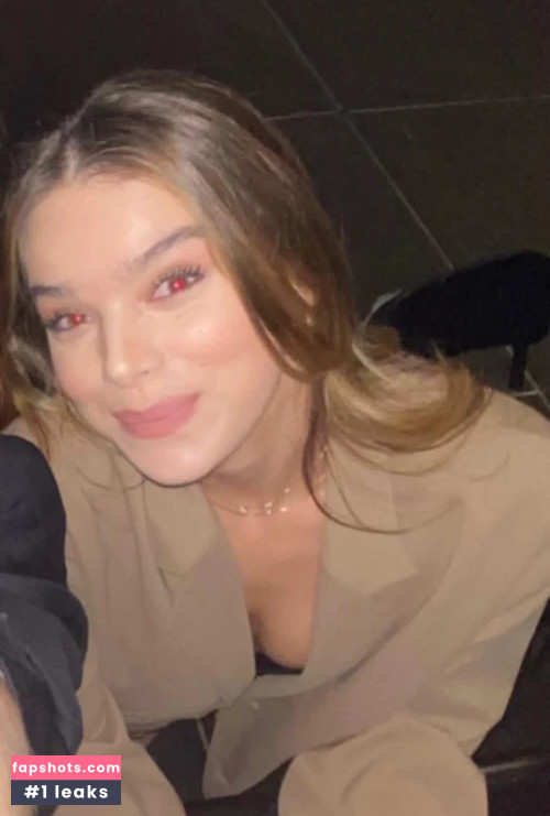 Hailee Steinfeld gallery photo #1855