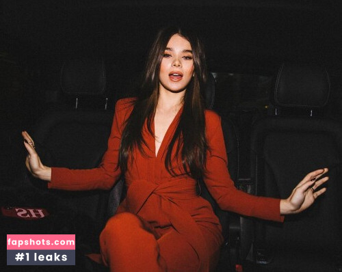 Hailee Steinfeld gallery photo #1912