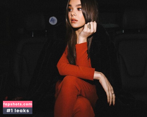 Hailee Steinfeld gallery photo #1937