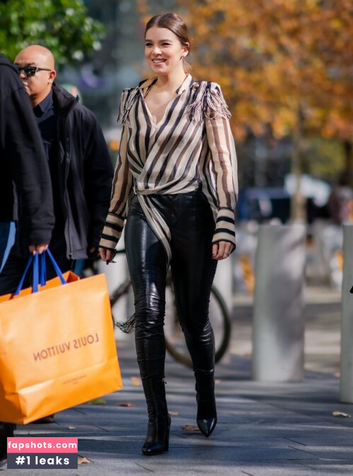 Hailee Steinfeld gallery photo #1941