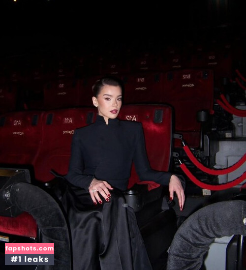 Hailee Steinfeld Nahé úniky fotek pouze od fanoušků #253 - Fapshots