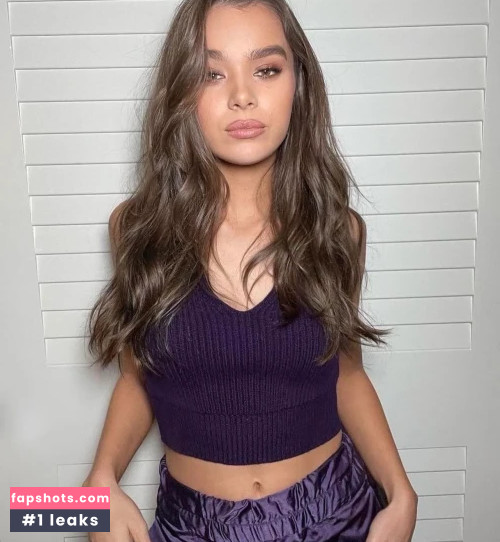 Hailee Steinfeld gallery photo #288
