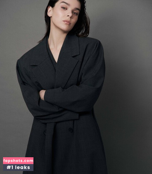 Hailee Steinfeld gallery photo #317