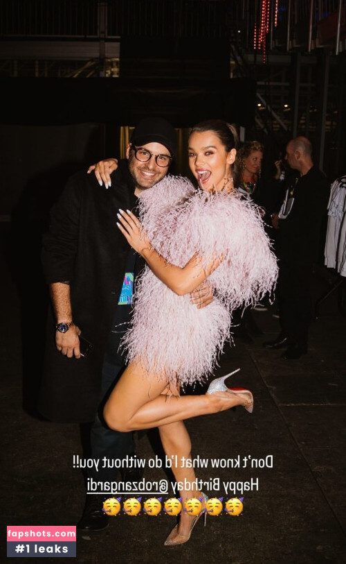 Hailee Steinfeld gallery photo #331