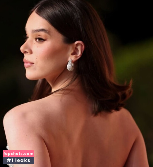 Hailee Steinfeld gallery photo #356