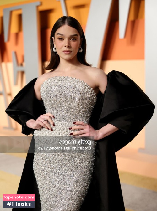 Hailee Steinfeld gallery photo #361