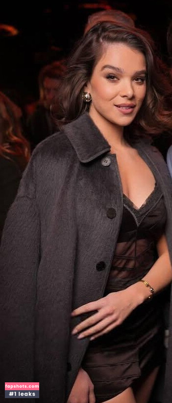 Hailee Steinfeld gallery photo #421