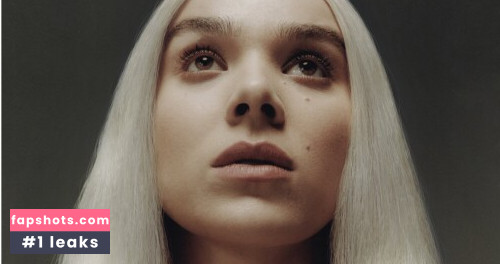 Hailee Steinfeld gallery photo #450