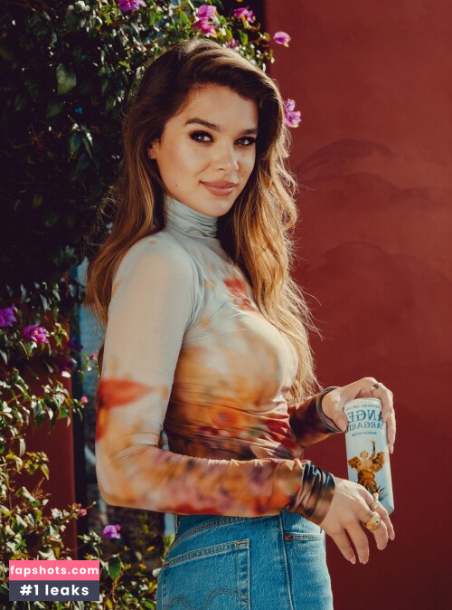 Hailee Steinfeld gallery photo #464