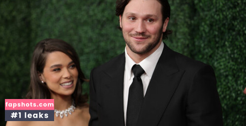 Hailee Steinfeld gallery photo #490