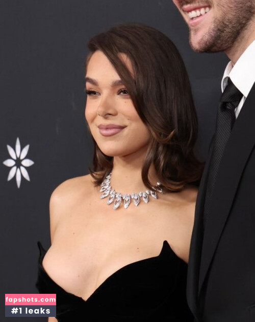 Hailee Steinfeld gallery photo #497