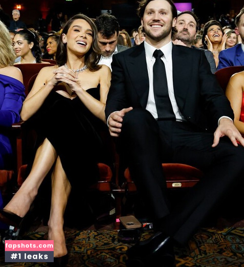 Hailee Steinfeld gallery photo #498