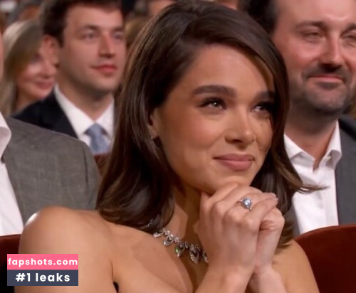 Hailee Steinfeld gallery photo #501