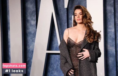 Hailee Steinfeld gallery photo #516