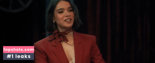 Hailee Steinfeld gallery photo #543