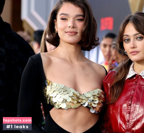 Hailee Steinfeld gallery photo #603