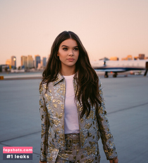Hailee Steinfeld gallery photo #610