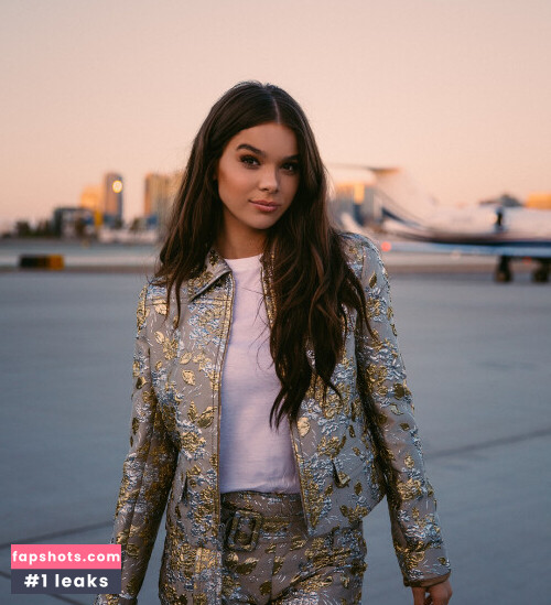 Hailee Steinfeld gallery photo #611