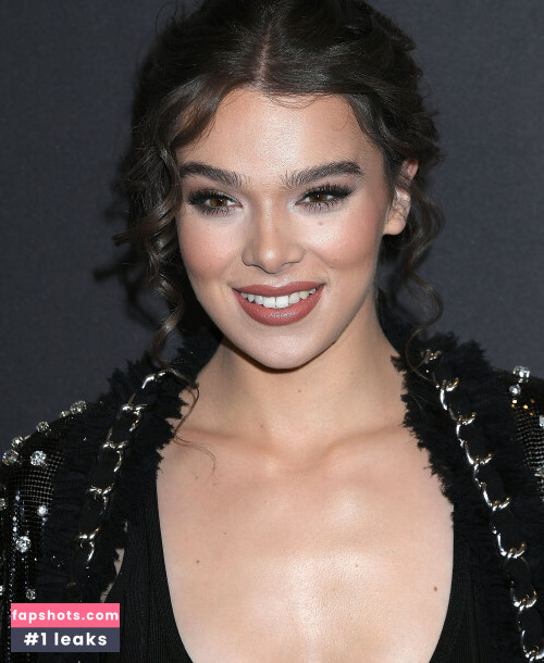 Hailee Steinfeld gallery photo #637