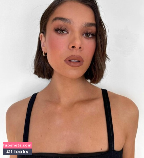 Hailee Steinfeld gallery photo #704