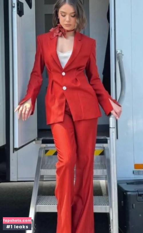 Hailee Steinfeld gallery photo #727