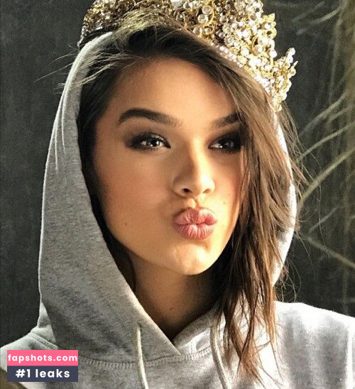 Hailee Steinfeld gallery photo #745