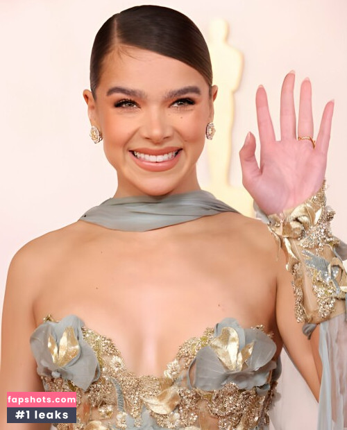 Hailee Steinfeld gallery photo #806