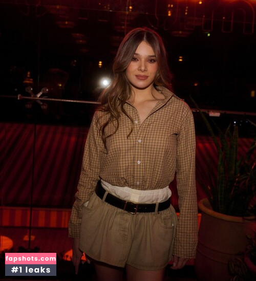 Hailee Steinfeld gallery photo #824