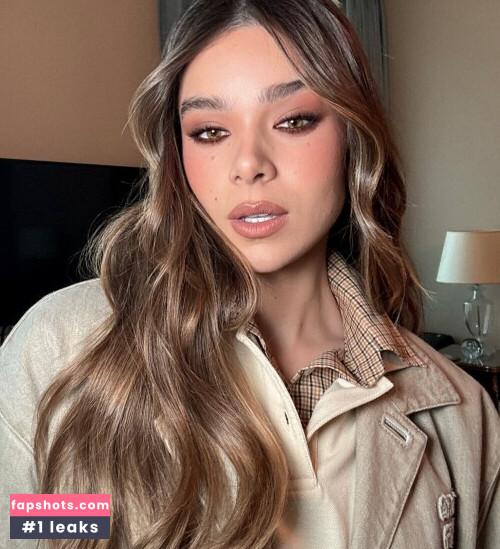 Hailee Steinfeld gallery photo #829