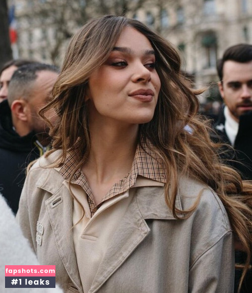 Hailee Steinfeld gallery photo #832