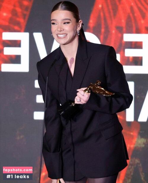 Hailee Steinfeld gallery photo #893