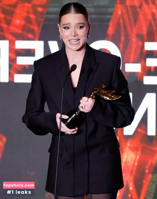 Hailee Steinfeld gallery photo #894