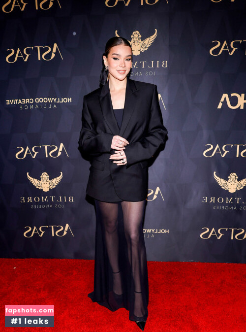 Hailee Steinfeld gallery photo #901