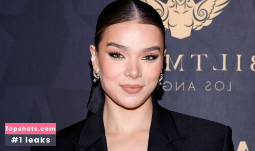 Hailee Steinfeld gallery photo #903